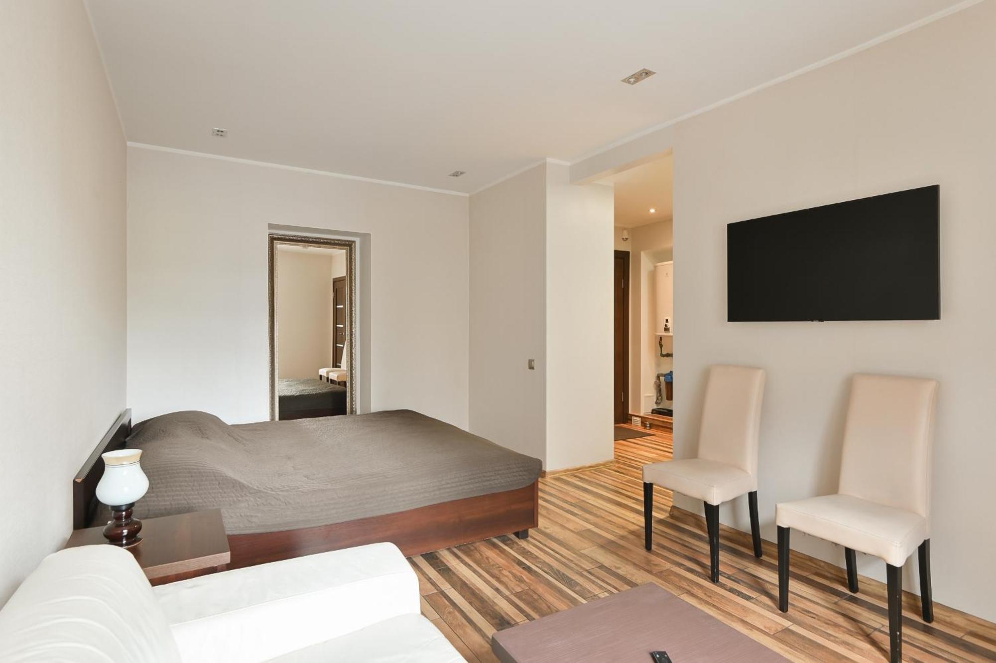 Modern Studio-Apartment In The Centre, Free Parking รีกา ภายนอก รูปภาพ